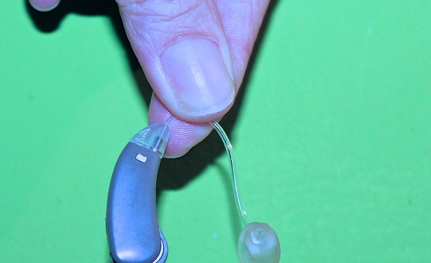 Hearing Aid Summertime Tips